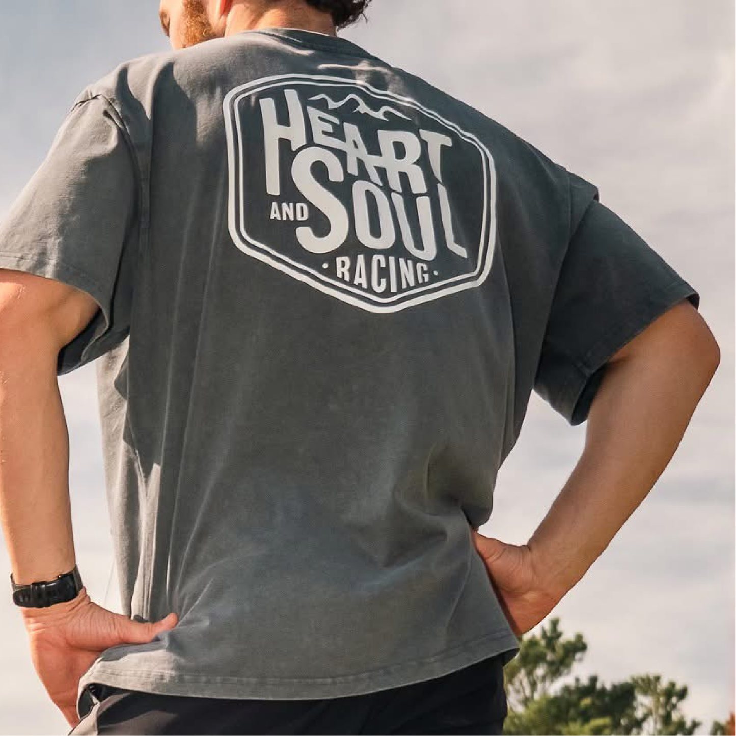 HEART & SOUL T-SHIRT IN VINTAGE GREY